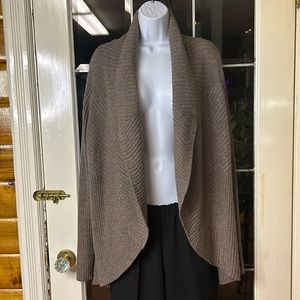 GUESS cardigan